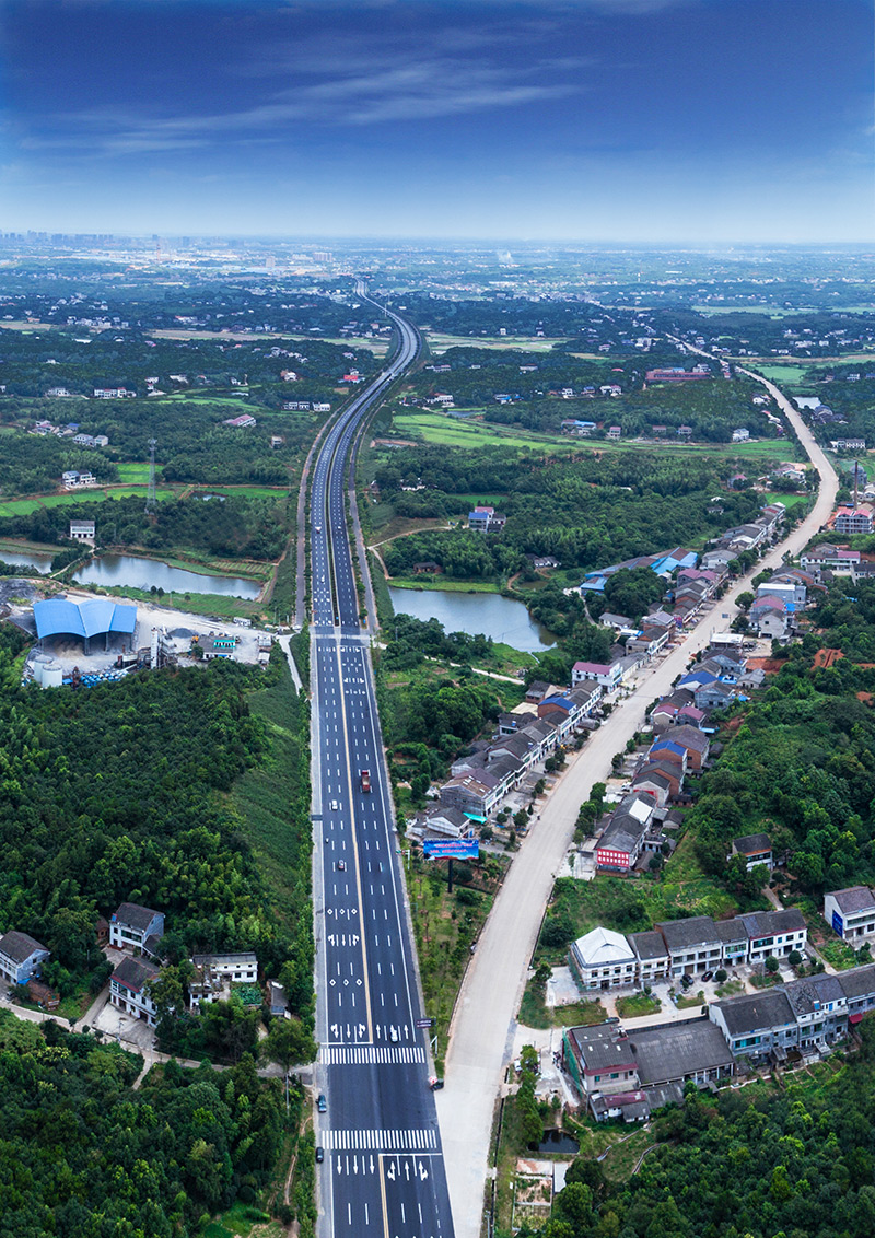 17、芙蓉大道湘陰段道路工程（1）.jpg